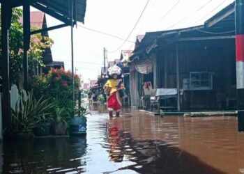 Banjir Genangi Kompleks Perumahan PDAM Palangka Raya