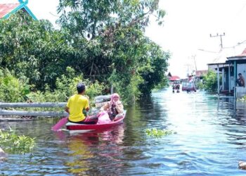 Warga Korban Banjir Jalan Anoi Mengaku Belum Terima Bantuan