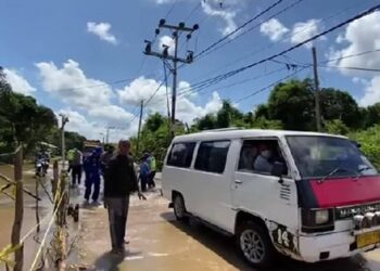 Banjir Katingan Mulai Surut, Jalan Trans Kalimantan Gunakan Sistem Buka-Tutup