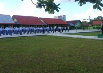 Sat Binmas Polres Seruyan Masuk Sekolah dan Bina Pelajar di SMK Negeri 1 Kuala Pembuang