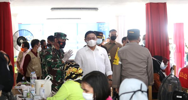 Wagub Kalteng Tinjau Vaksinasi Massal Lansia di Kabupaten Kapuas