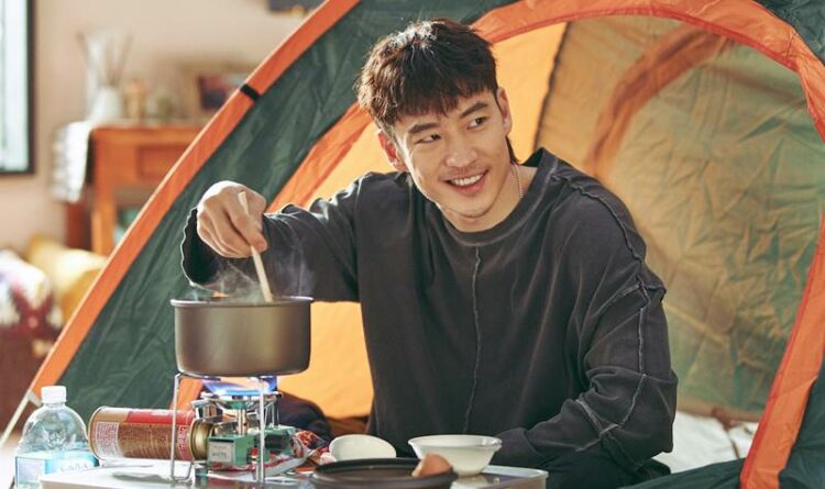 Aktor Korea Lee Je Hoon Kepincut Kenikmatan Mi Goreng “Satu Bungkus Gak Cukup”