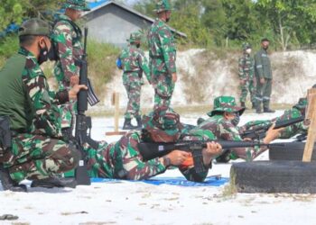 Asah Kemampuan Prajurit Kodim 1016 Palangka Raya Gelar Latihan Menembak
