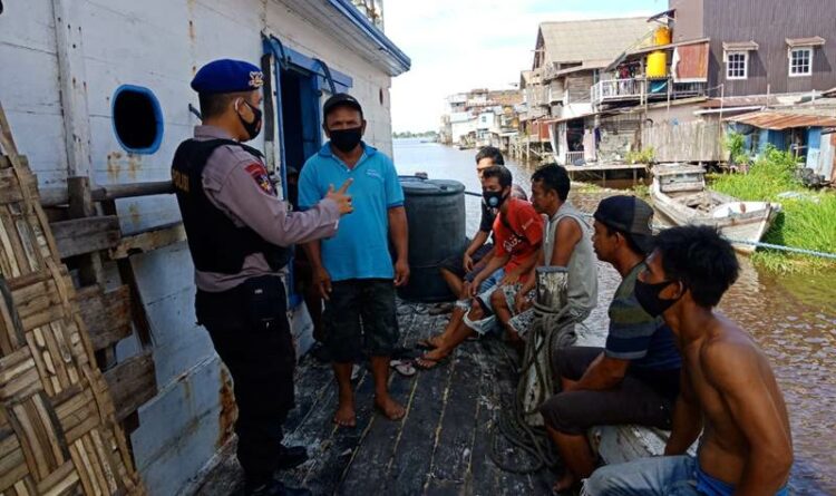 Cegah Premanisme, Satpolairud Patroli di Dermaga Bongkar Muat Kuala Pembuang