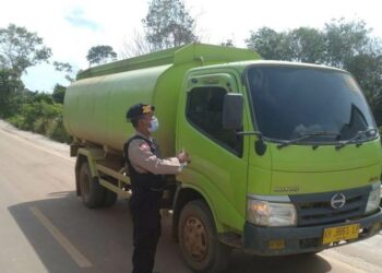 Ini Yang Dilakukan Polsek Danau Sembuluh Sosialisasikan Prokes Kepada Warga