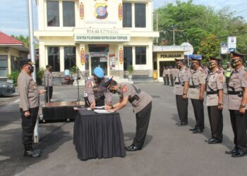 Kapolres Kotim Pimpin Pelantikan Kabag Log, Sertijab Kasat dan Kapolsek