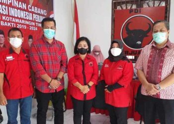 DPC PDIP Kotim Gelar Vaksinasi Massal