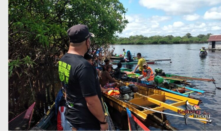Perkenalkan Objek Wisata, Desa Danau Ganting Menggelar Lomba Balap Perahu