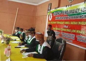 DAD Kotawaringin Timur Denda Pemilik Toko Miras Sebesar 600 Katiramu