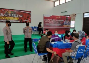 Akhir Pekan, Polres Kotim Berikan Pengamanan Vaksinasi dan Patroli