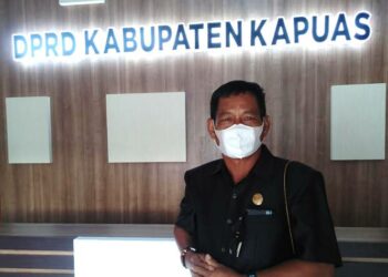 Dewan Ajak Masyarakat Manfaatkan Lahan Pekarangan Untuk Tanam Buah