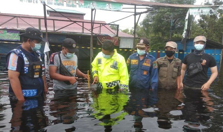 Banjir di Tumbang Nusa Capai 84 Cm, Mobil Kecil Dianjurkan Putar Balik
