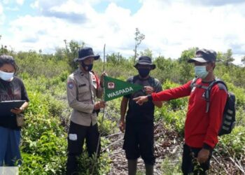 Bhabinkamtibmas Polsek Bukit Baru Sosialisasi Bahaya Karhutla Bagi Masyarakat