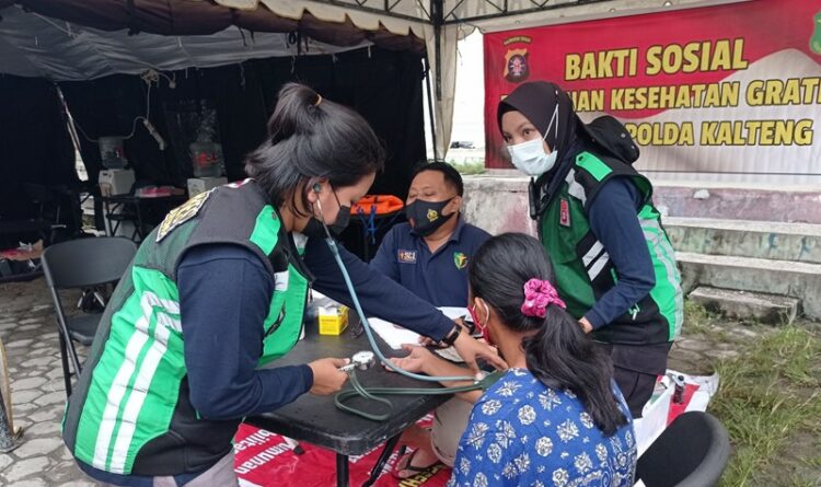 Bid Dokkes Polda Kalteng Siap Layani Warga Korban Banjir 1X24 Jam 1