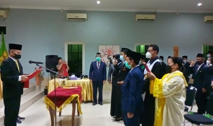 56 Kepsek dan Pengawas Sekolah Dilantik Bupati Gumas