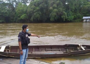 Cegah Banjir, Polsek Seruyan Hulu Rutin Ceki Cek Debit Air Sungai