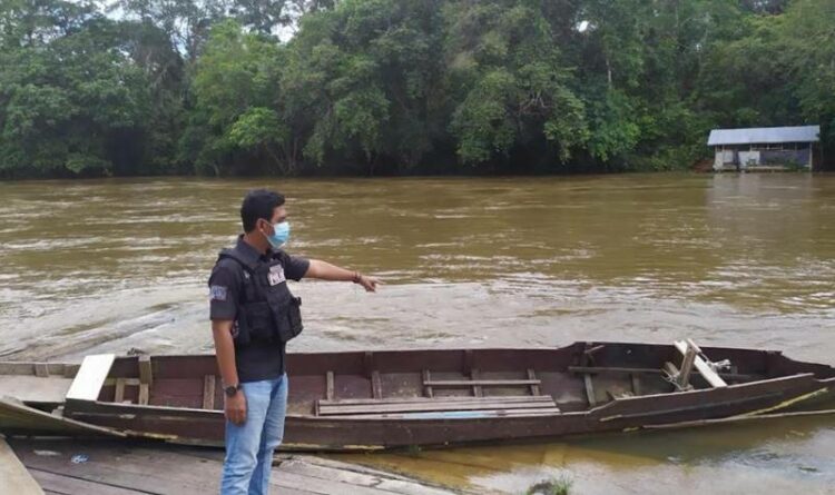 Cegah Banjir, Polsek Seruyan Hulu Rutin Ceki Cek Debit Air Sungai