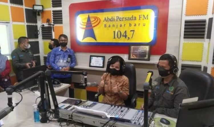 Diskominfostandi Pulpis Kaji Banding ke LPP Radio Abdi Persada Banjar Baru