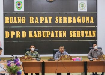 Ketua DPRD Seruyan mempimpin rapat bersama bahas kesepakatan Raperda Masuk Rencana Propemperda Tahun 2022