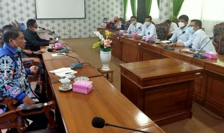 Lakukan Diskusi Dengan PLN