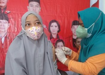 Percepat Capaian Herd Immunity, DPC PDIP Kotim Kembali Gelar Vaksinasi