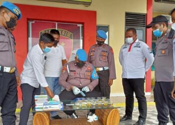 Personil Sat Reskrim Polres Katingan Lakukan Tes Urine