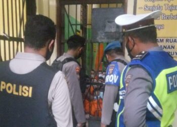 Piket Jaga Kontrol Tahanan di Rutan Polres Seruyan