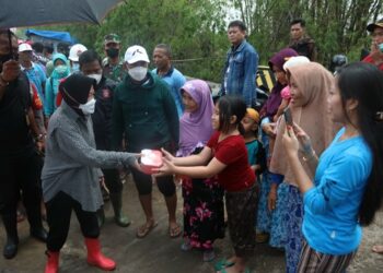 Sore Ini, Mensos Akan Temui Pengungsi Korban Banjir Palangka Raya