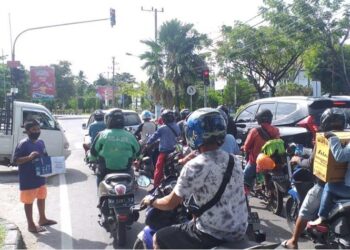 Warga Korban Banjir di Pengungsian di SDN 1 Langkai Gelar Penggalangan Dana