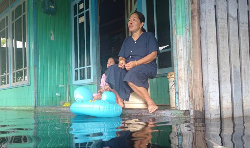 Banjir Masih Merendam Sebagian Rumah Warga Jalan Anoi Mendawai