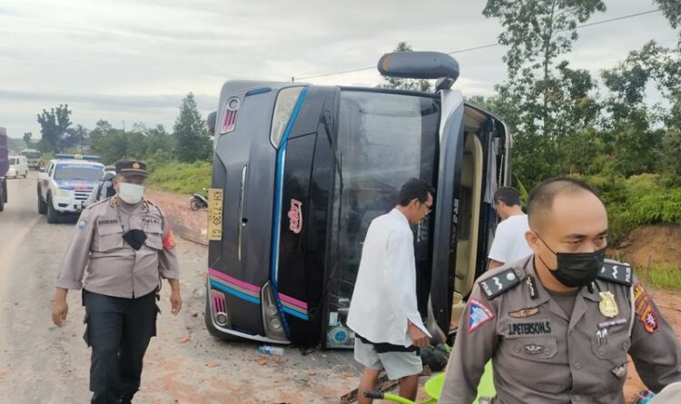 Daftar Korban Kecelakaan Bus Terbalik di Pangkalan Lada Kabupaten Kobar.
