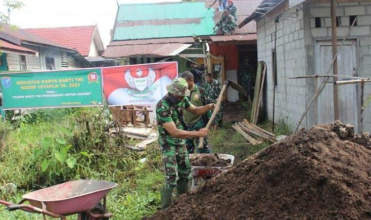 Kodim 1016/Palangka Raya Bersama Baznas Kembali Bedah Rumah Warga Tak Mampu