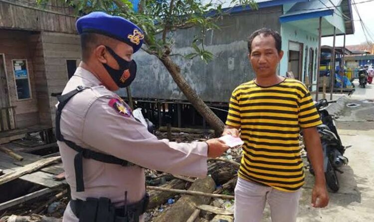 Masyarakat Harus Tunduk Terhadap Prokes