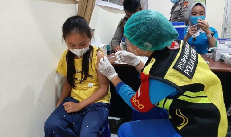 RS Bhayangkara lakukan Vaksinasi Anak Usia 6-11 Tahun