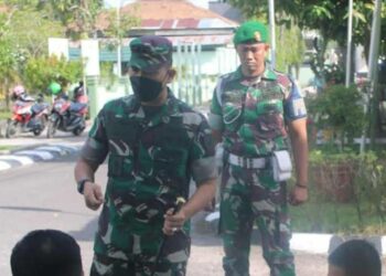 Ciptakan Suasana Kerja Yang Nyaman dan Asri , Kodim 1015 Sampit Bersihkan Pangkalan