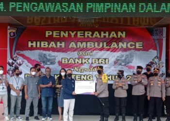Polda Kalteng Terima 3 Unit Mobil Ambulans