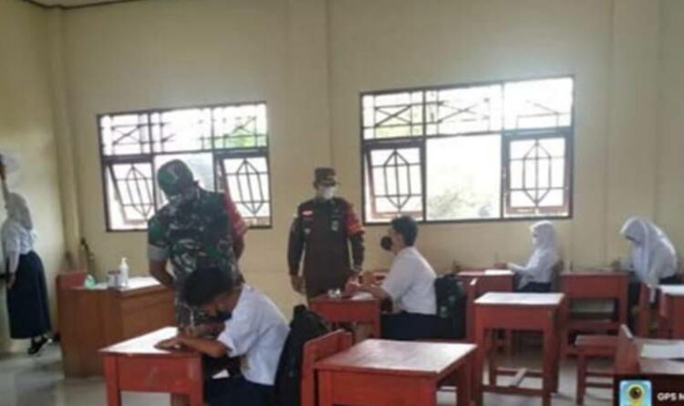 Satgas Razia Prokes Ke Sekolah dan Pelayanan Publik