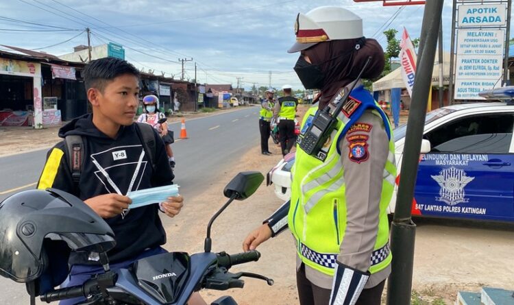 Disiplinkan Masyarakat Yang Tak Patuh