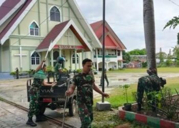 Kodim 1016/Plk Kerja Bakti Bersihkan Rumah Ibadah