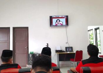 Set Enus Mebas Pimpin Acara HUT ke-49 PDI Perjuangan di Kantor DPC Kab Bartim