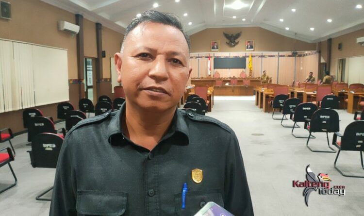 Wakil Ketua I DPRD Kotawaringin Timur, H. Rudianur.(Fitri).