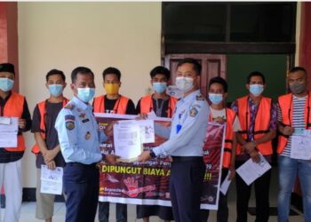 7 Orang WBP Lapas Sampit Terima Asimilasi