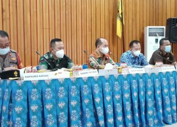 Bupati Kapuas Ir Ben Brahim S Bahat
