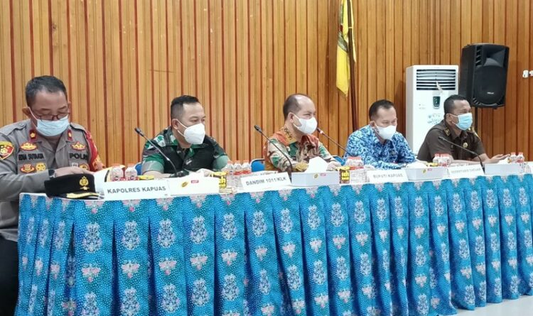 Bupati Kapuas Ir Ben Brahim S Bahat