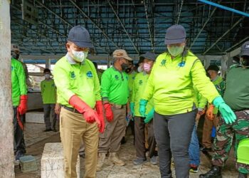 Bupati Kapuas Minta Pedagang Untuk Jaga Kebersihan Pasar