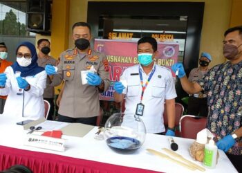 Polisi Amankan Dua Pengedar Sabu