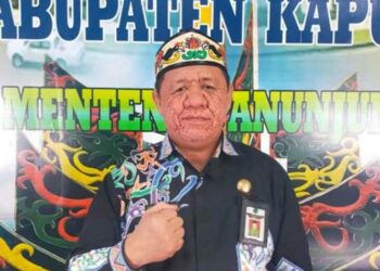 Kepala Dinas Kominfo Dr H Junaidi,SKM.