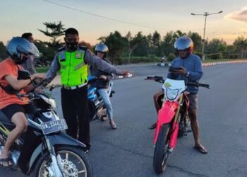 Petugas Tindak Tegas Aksi Balapan Liar di Katingan