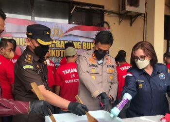 Sabu Senilai Ratusan Juta Diblender