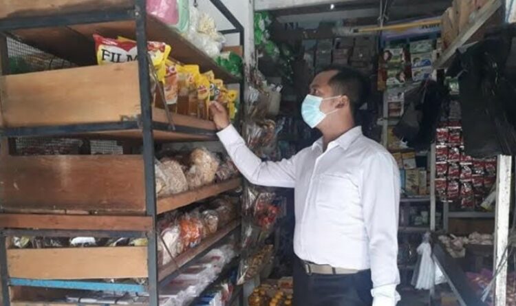 Satreskrim Polres Seruyan Rutin Laksanakan Pengecekan Bahan Pangan Di Beberapa Pasar Kota Kuala Pembuang